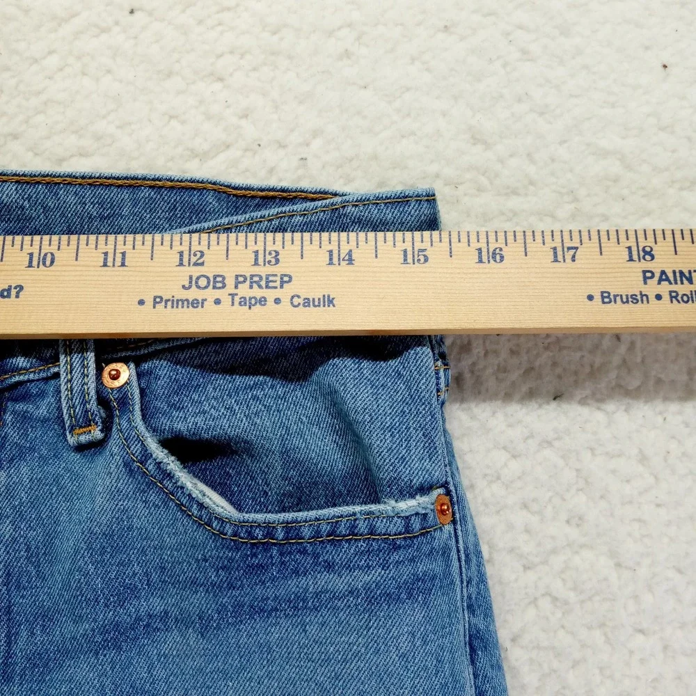 Levi's Mens Jeans Blue Distressed Relaxed Fit Button Fly Size 31x30‎ No Tags